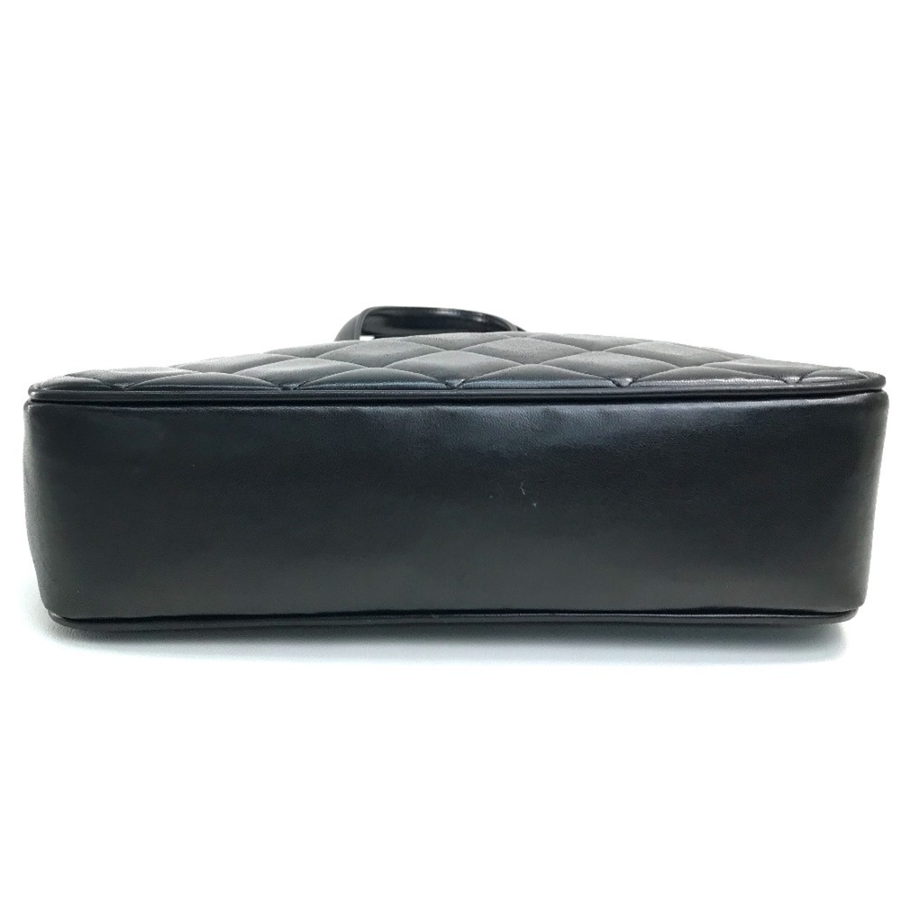 CHANEL Bag - Picture 4 of 12